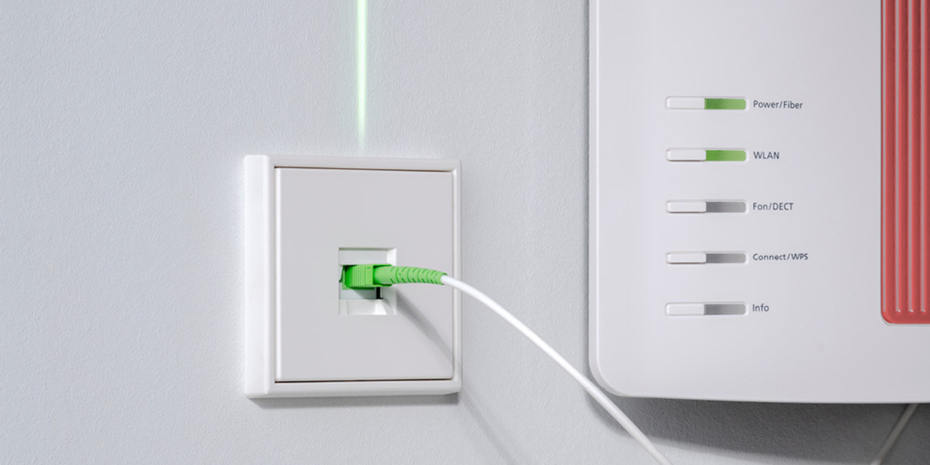 Die neuen Glasfaser-Anschlussdosen bei SES Solar-, Elektro- und Sanitärtechnik GmbH in Magdeburg