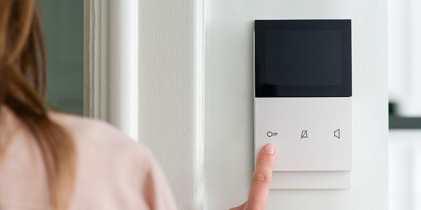 ELCOM.TOUCH bei SES Solar-, Elektro- und Sanitärtechnik GmbH in Magdeburg